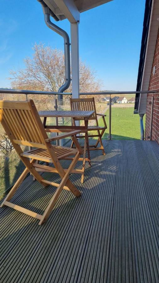 Ferienwohnung Ruegen 1, Alt Reddevitz 108, Insel Ruegen, Mit Kamin ミデルハーゲン エクステリア 写真