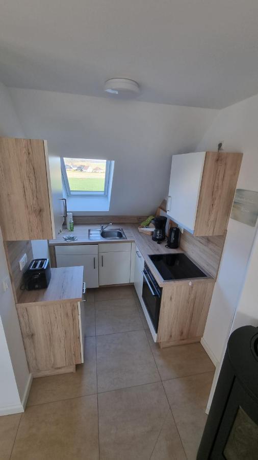 Ferienwohnung Ruegen 1, Alt Reddevitz 108, Insel Ruegen, Mit Kamin ミデルハーゲン エクステリア 写真